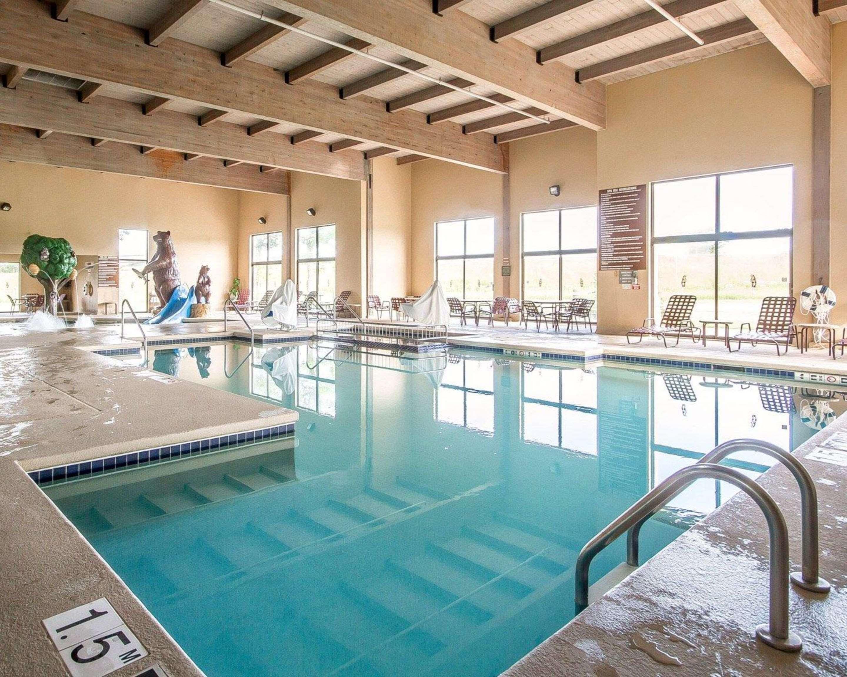 Comfort Inn & Suites Black River Falls I-94 Εξωτερικό φωτογραφία