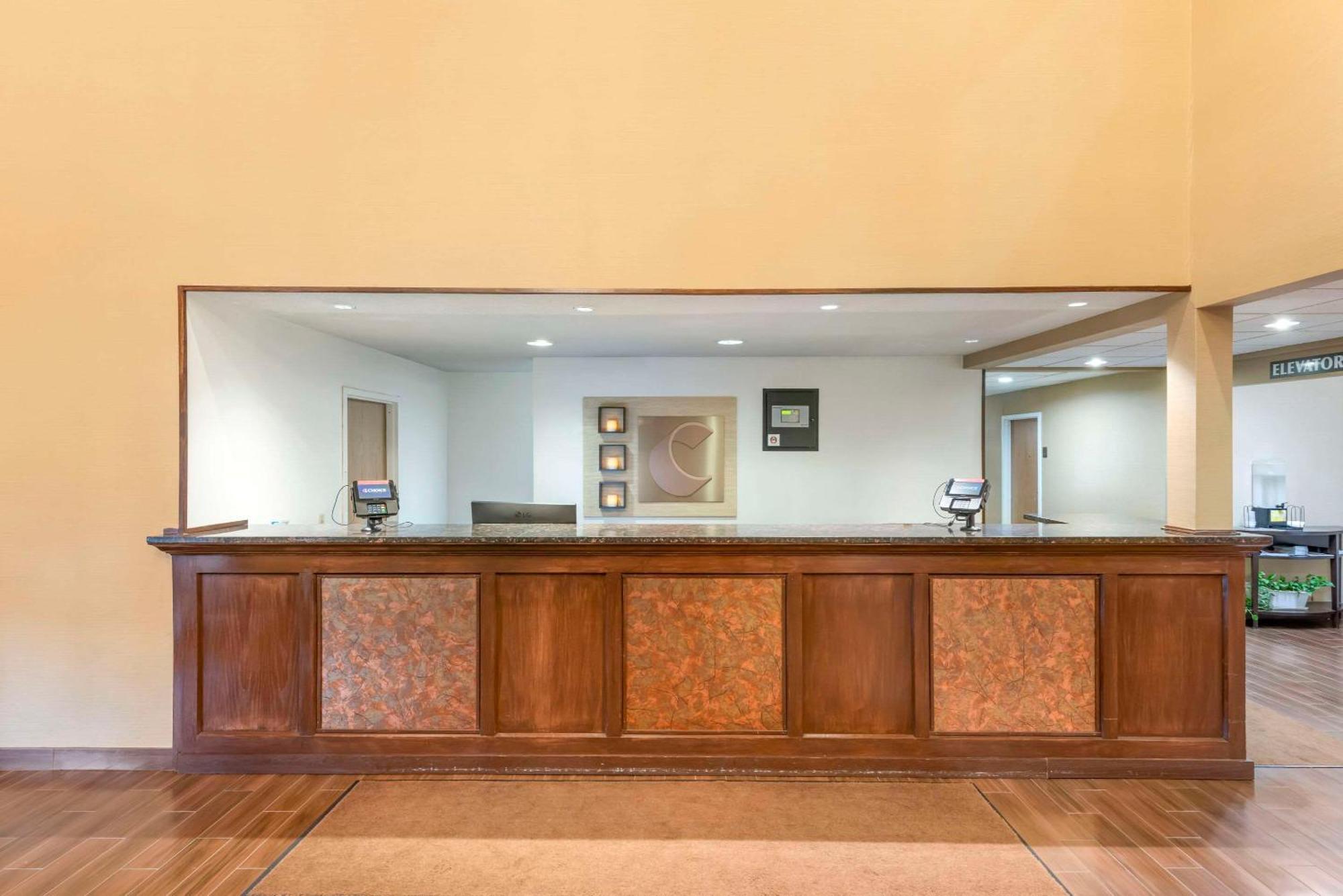 Comfort Inn & Suites Black River Falls I-94 Εξωτερικό φωτογραφία